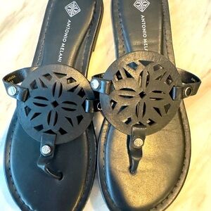Antonio Melani sandal
